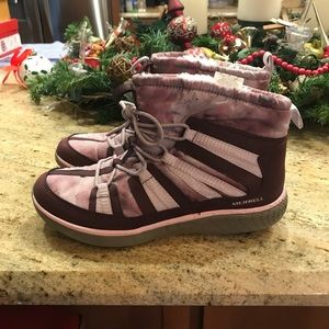 Merrell fur lined Ankle boot